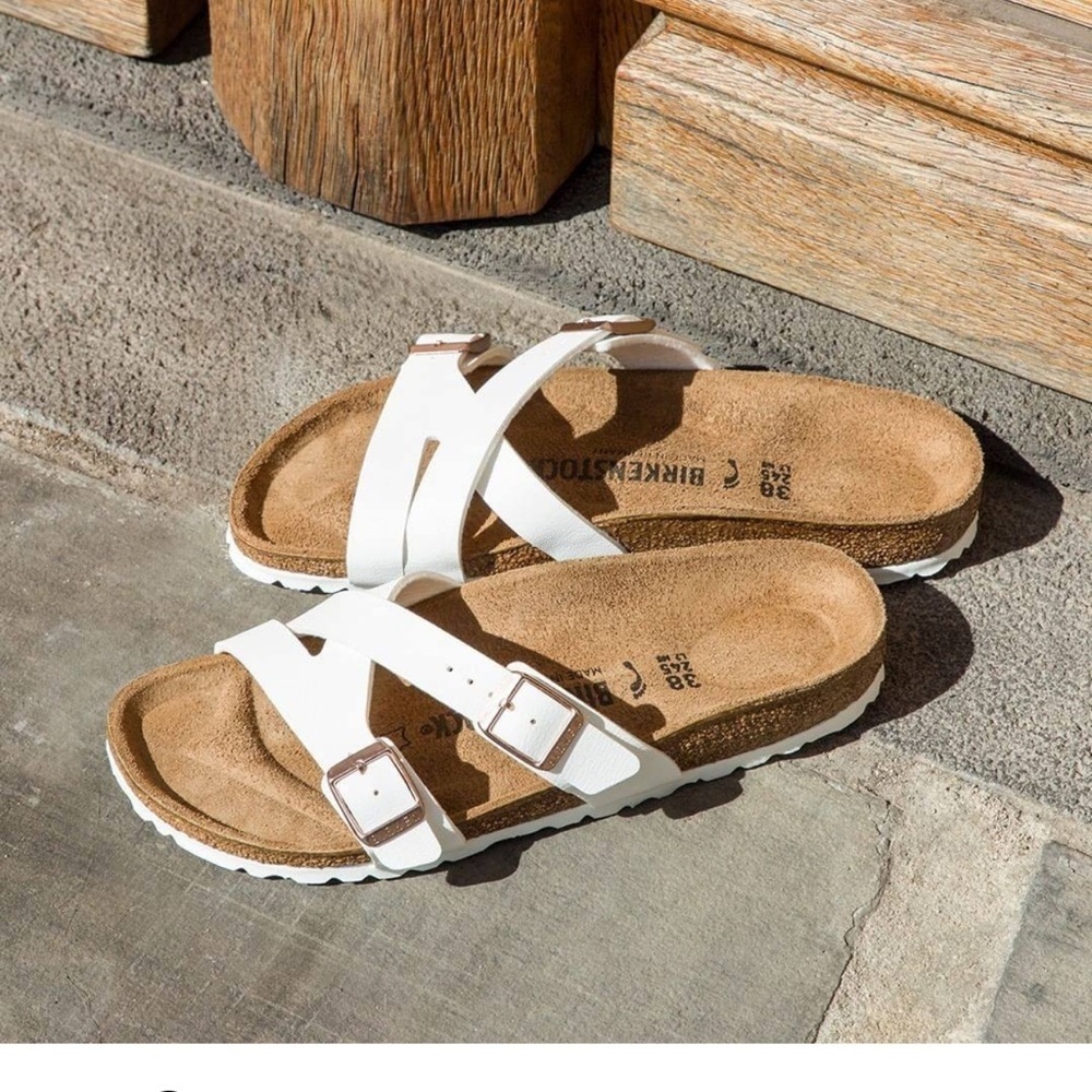 Birkenstock Yao balance Women size 7 White Cross-Strap Sandals